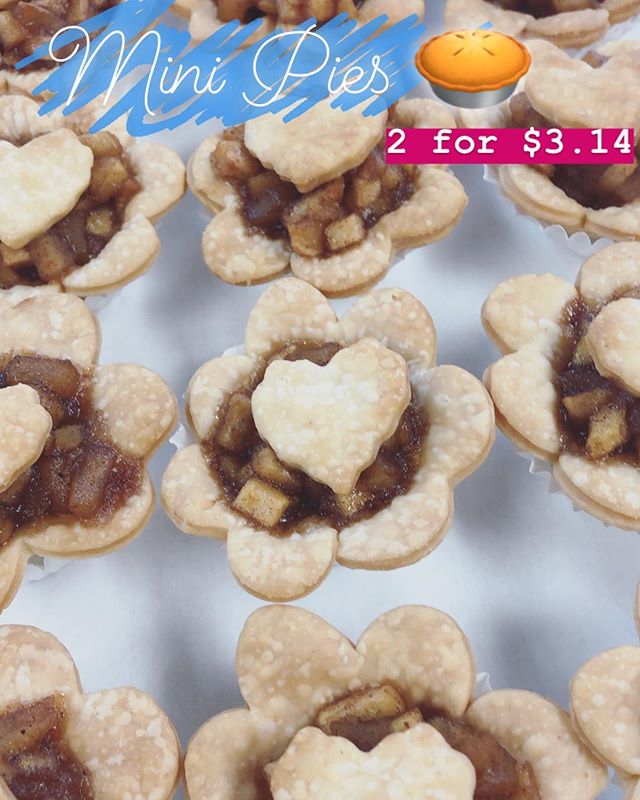 It’s Pi Day!!! Make sure to pop in to help make your smarty pants side celebrate! #beachesdessertplace #madewithlove #madefromscratch #piday #alleycakes
